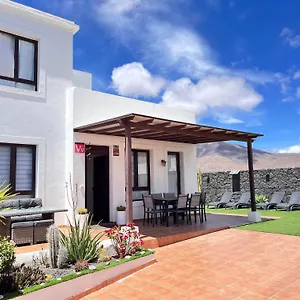 Villa Casa Panadero's, 3 Bedroom, Playa Blanca (Lanzarote)